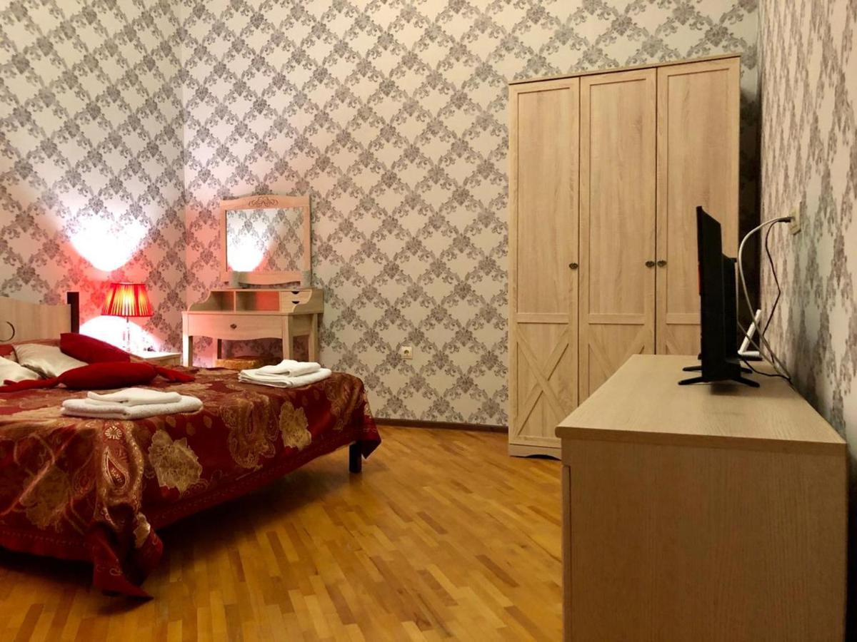 Бутик-Отель Белый Дом Балерины Soechoemi Buitenkant foto